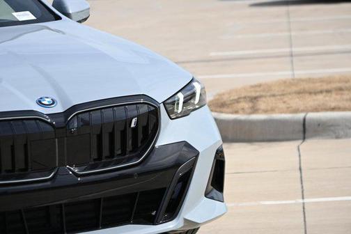 2026 BMW i5 xDrive40