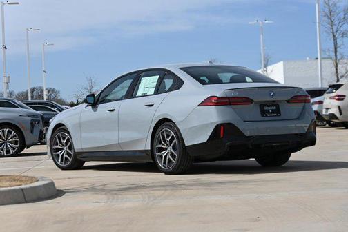 2026 BMW i5 xDrive40