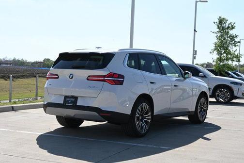 Mineral White Metallic 2026 BMW X3 30 xDrive