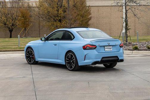 2025 BMW M240 i xDrive