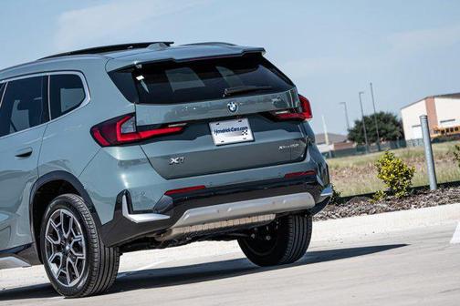 2025 BMW X1 xDrive28i