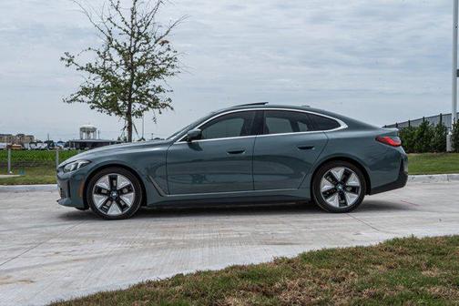 Cape York Green Metallic 2026 BMW i4 Gran Coupe xDrive40