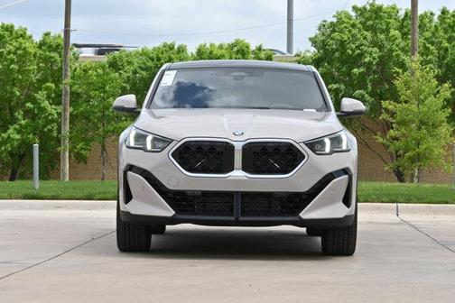 Dune Grey Metallic 2026 BMW X2 xDrive28i