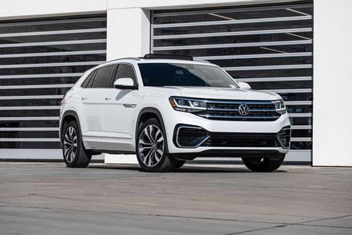 2022 Volkswagen Atlas Cross Sport 3.6L V6 SEL Premium R-Line