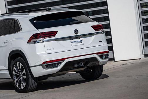 2022 Volkswagen Atlas Cross Sport 3.6L V6 SEL Premium R-Line