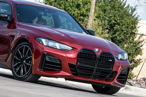 2025 BMW M440 i