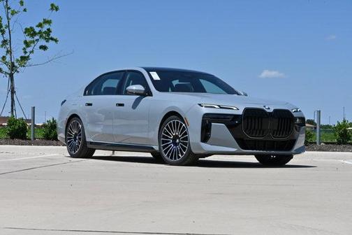 Brooklyn Grey Metallic 2026 BMW 740 xDrive