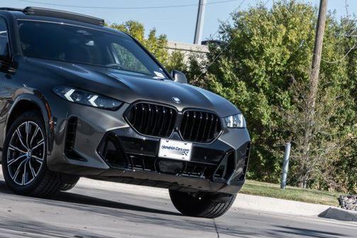 2025 BMW X6 xDrive40i