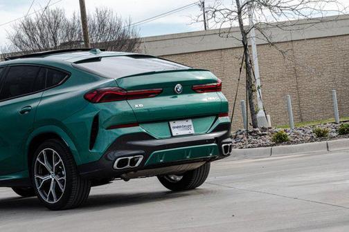 2026 BMW X6 M60i