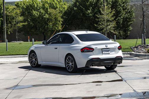 2024 BMW 230 i xDrive