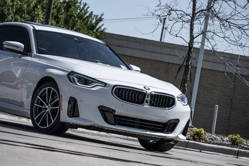 2024 BMW 230 i xDrive