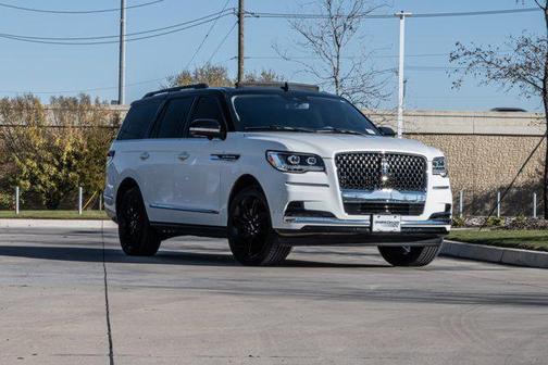 2023 Lincoln Navigator Black Label