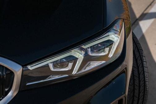 2024 BMW 330 330i Sedan