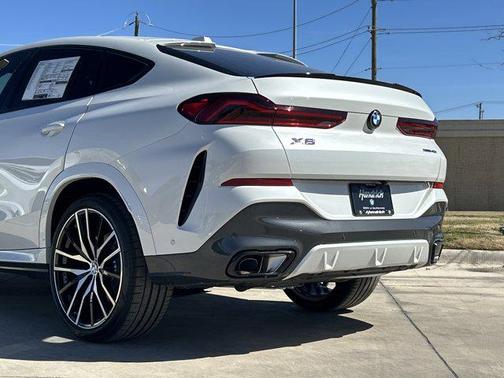 2026 BMW X6 xDrive40i