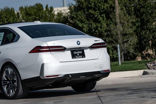 2026 BMW i5 eDrive40