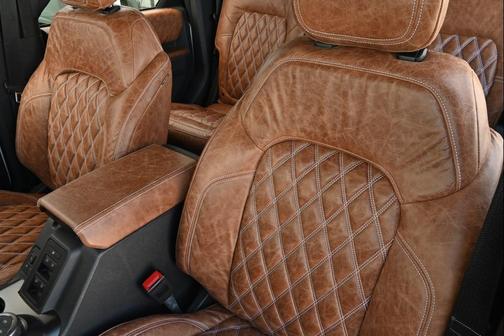 OXFORD WHITE 2024 Ford Bronco Wildtrak