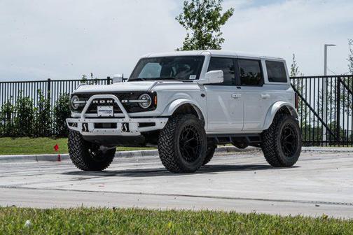OXFORD WHITE 2024 Ford Bronco Wildtrak