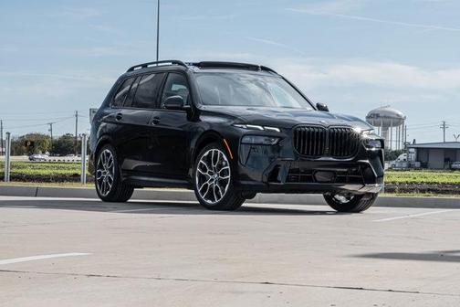 2026 BMW X7 xDrive40i