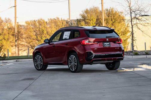 Vegas Red Metallic 2026 BMW X1 xDrive28i
