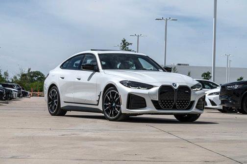 Mineral White Metallic 2023 BMW i4 Gran Coupe M50