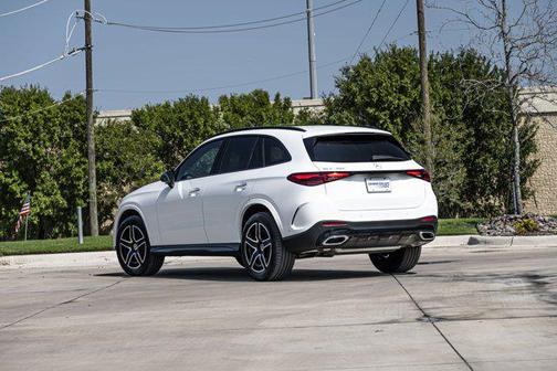 2025 Mercedes-Benz GLC 300 Base