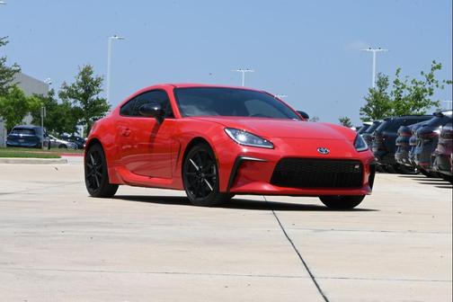 Track bRed 2026 Toyota GR86 Premium