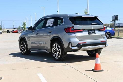 Space Silver Metallic 2026 BMW X1 xDrive28i