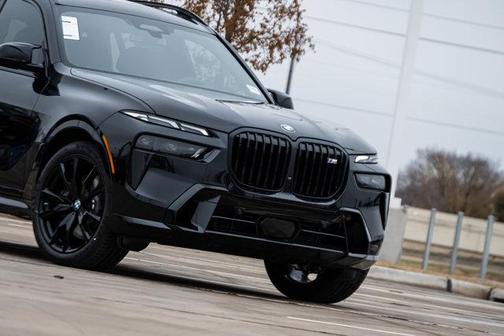 2026 BMW X7 M60i