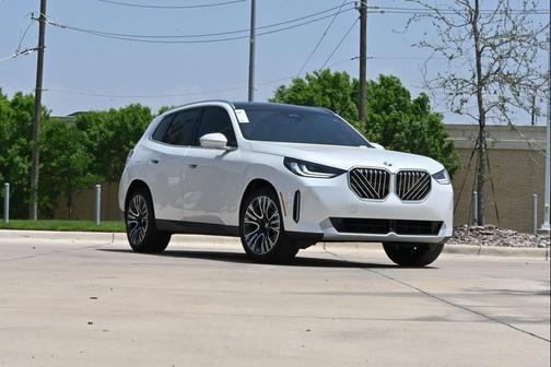 Mineral White Metallic 2026 BMW X3 30 xDrive