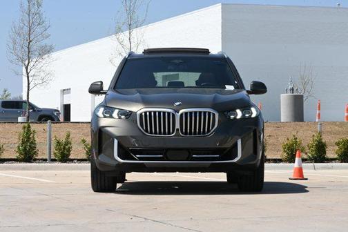 Manhattan Green Metallic 2026 BMW X5 sDrive40i