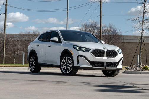 2025 BMW X2 xDrive28i