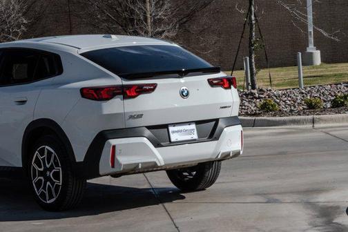 2025 BMW X2 xDrive28i