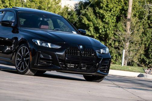 2025 BMW M440 i