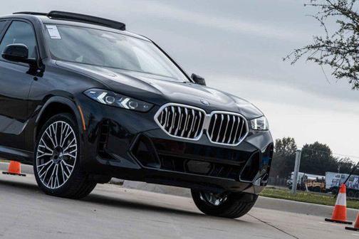 2026 BMW X6 xDrive40i