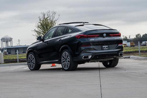 2026 BMW X6 xDrive40i