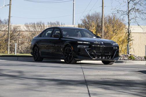 2023 BMW 760 i xDrive