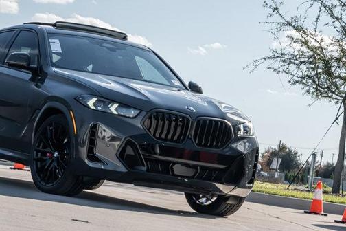 2026 BMW X6 xDrive40i