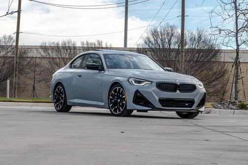 2025 BMW M240 i