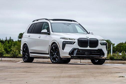 2023 BMW X7 xDrive40i