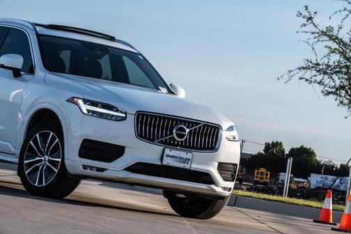 2020 Volvo XC90 T5 Momentum