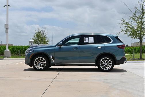 Blue Ridge Mountain Metallic 2026 BMW X5 xDrive40i