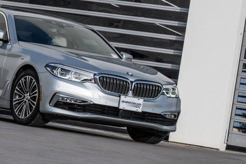 2018 BMW 540 540i