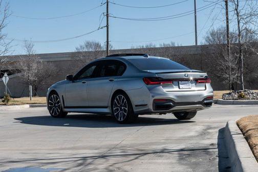 2021 BMW 750 i xDrive