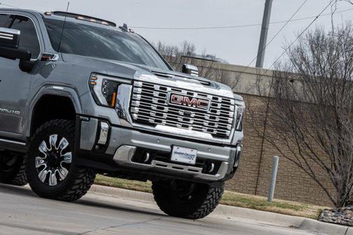 2024 GMC Sierra 2500 Denali