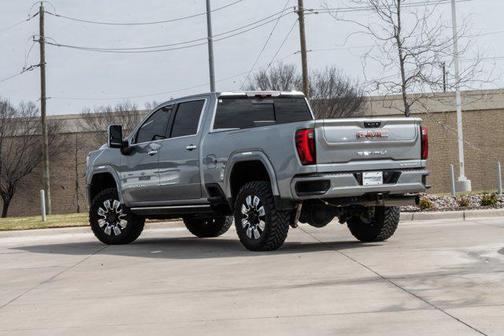 2024 GMC Sierra 2500 Denali