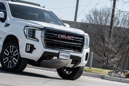 2022 GMC Yukon XL 4WD AT4