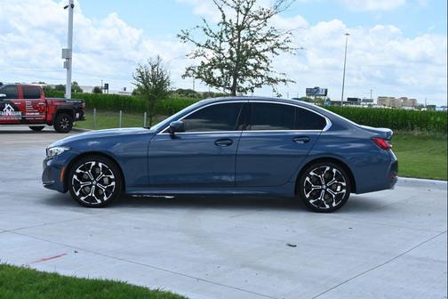 Arctic Race Blue Metallic 2025 BMW 330 i