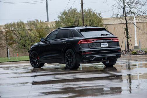 2023 Audi Q8 55 Prestige