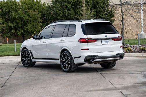 2022 BMW X7 xDrive40i