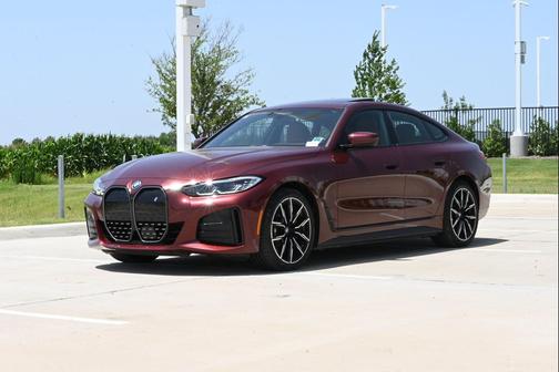 Aventurin Red Metallic 2023 BMW i4 Gran Coupe eDrive40